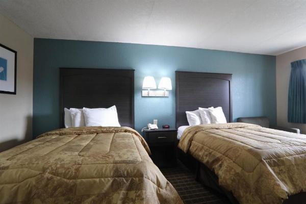 Executive Inn - Panama City Beach image 22