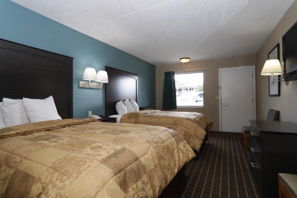 Executive Inn - Panama City Beach image 26