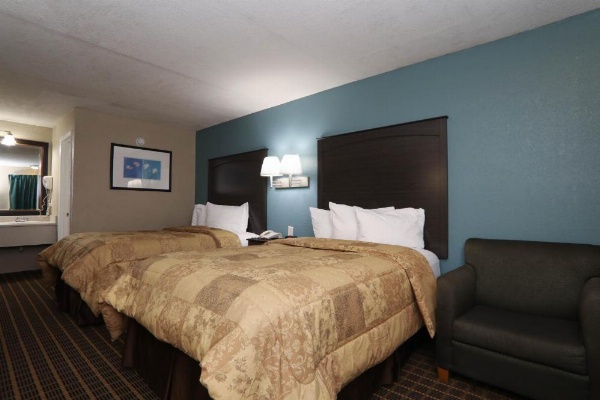Executive Inn - Panama City Beach image 27